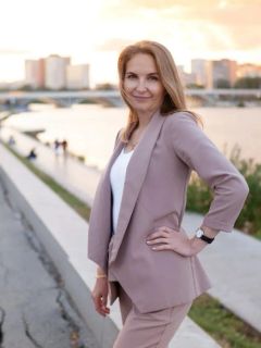 репетитор Елена Владиславовна Атучина