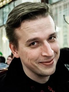 репетитор Николай Евгеньевич Жаринов