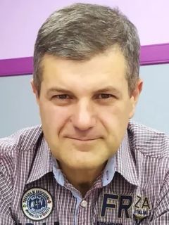 Репетитор Андрей Викторович Базаров