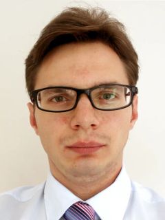 репетитор Виктор Викторович Шутов
